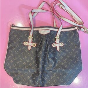 Brown and Tan Monogram Large Versatile Tote Bag